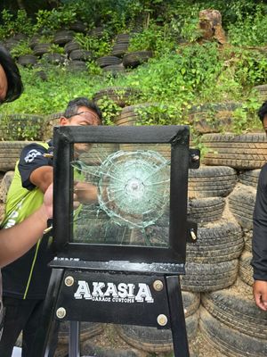 زجاج أمان مصفح مضاد للرصاص ومقاوم للرصاص ومخصص للنوافذ والأبواب