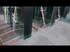 الزجاج المقاوم 6 ملم مع معالجة الحافة الأرضية والثقوب الثقوب